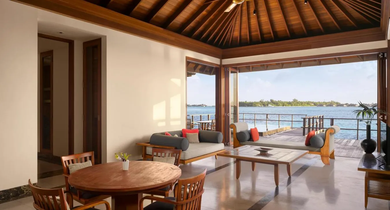 Villa Nautica. One Bedroom Ocean Suite With Pool фото 2