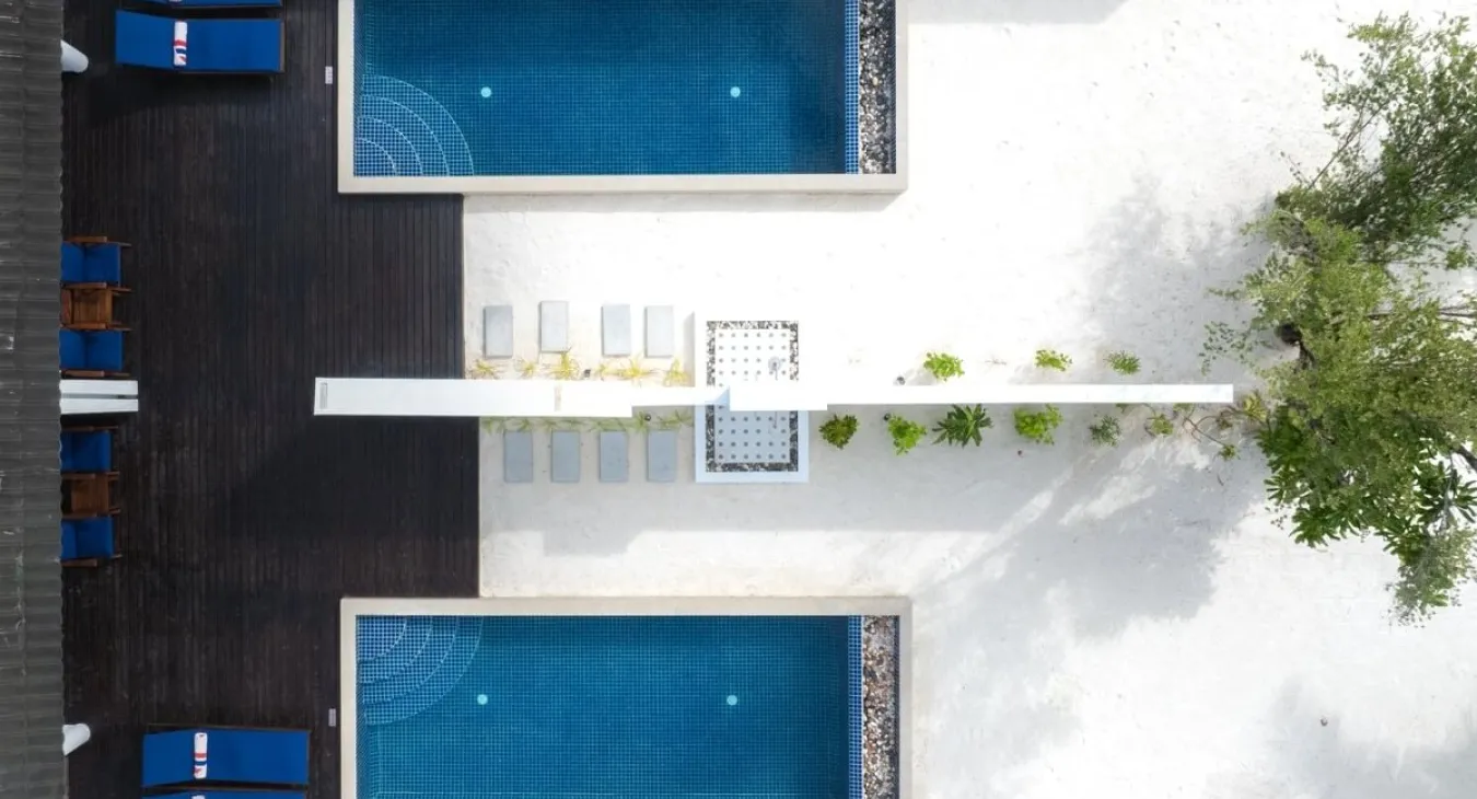  Villa-Nautica-Two-Bedroom-Beach-Pool-Villa-with-Two-Pools фото 4